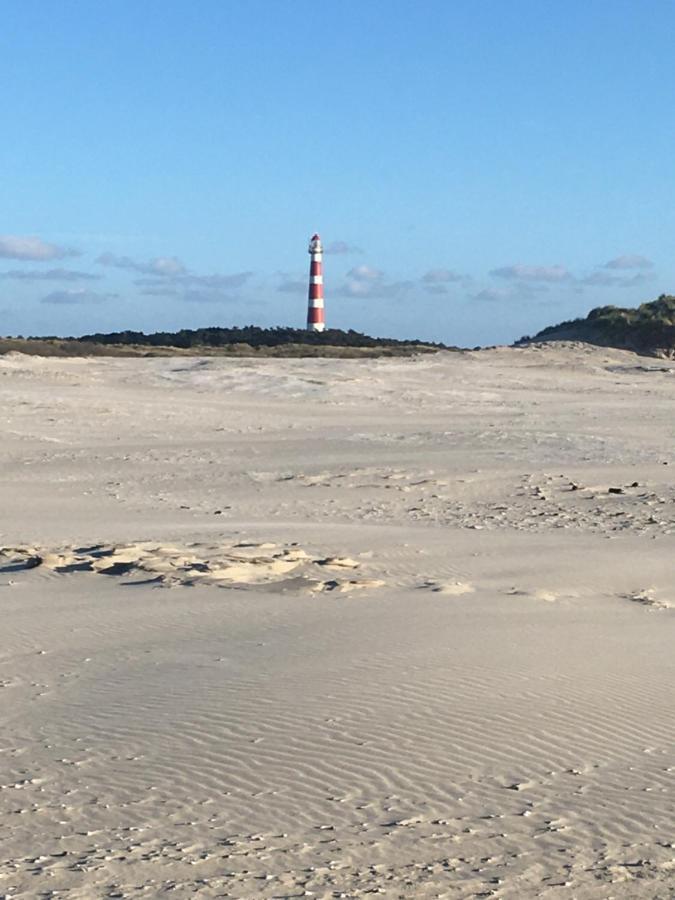 Meeuw Villa Hollum  Buitenkant foto