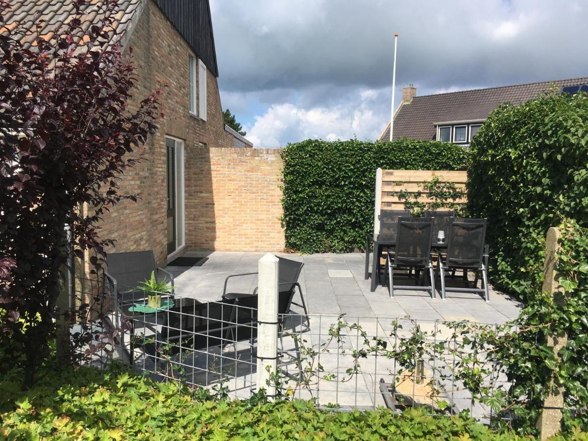 Meeuw Villa Hollum  Buitenkant foto